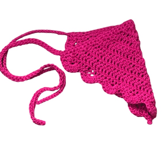 Handmade Crochet Scalloped Edge Open Weave Pink Bandana - Picture 4 of 15
